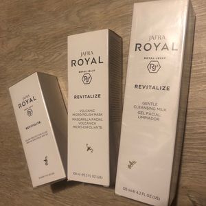 Jafra new in box face mask, cleanser and sunscreen